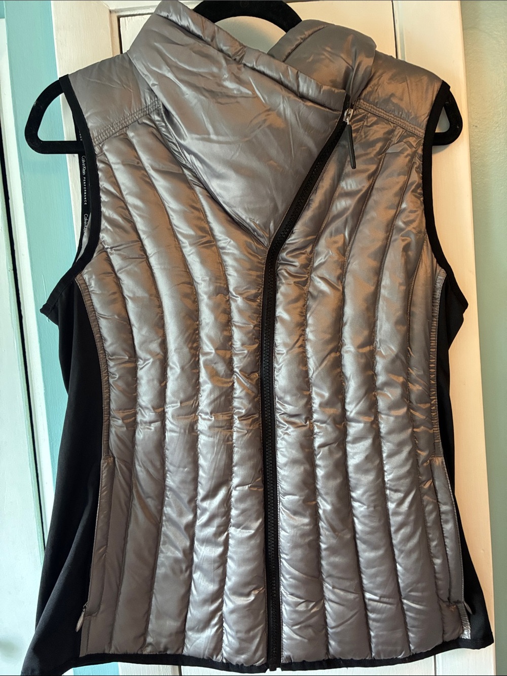 Calvin Klein Performance Silver Quilted Puffer Vest medium